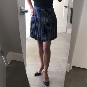 ⁉️$10 SALE⁉️J. CREW POLKA DOT PLEATED MINI SKIRT